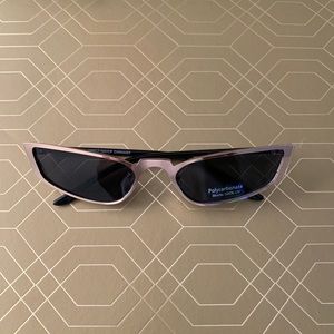 ‘Riley’ Sunglasses In DARK